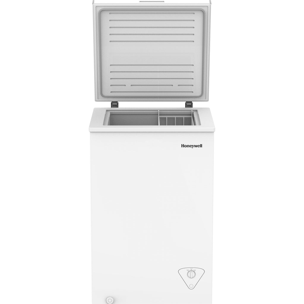 White 3.5 Cu Ft Chest Freezer with Removable Storage Basket M5887